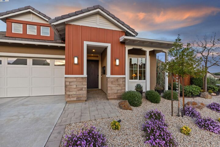 Property Photo:  1835 Riesling Cir  CA 94513 