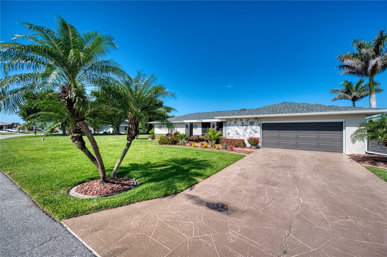 Property Photo: 11778 SW Dallas Drive N FL 34269