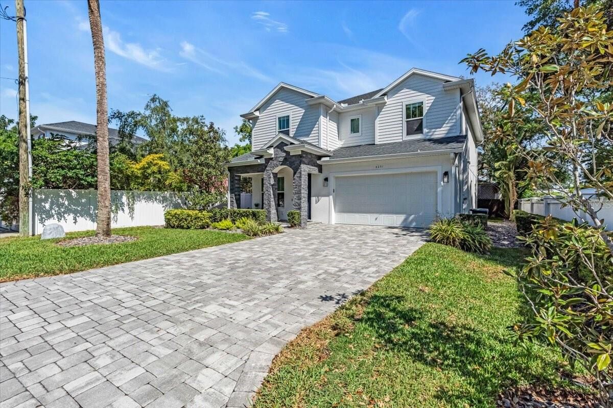 Property Photo:  4251 W Roland Street  FL 33609 