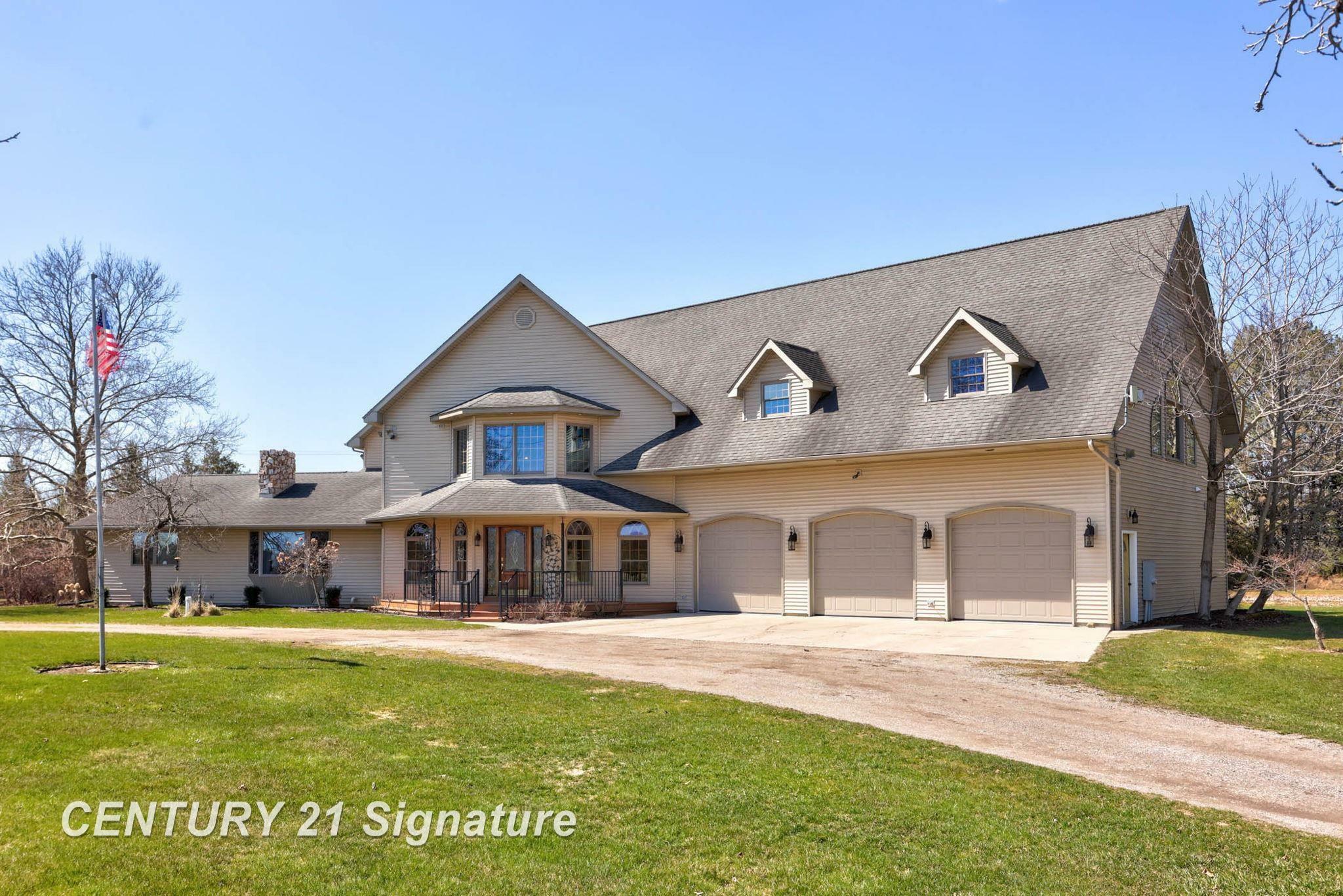 Property Photo:  4285 N Iva Road  MI 48626 