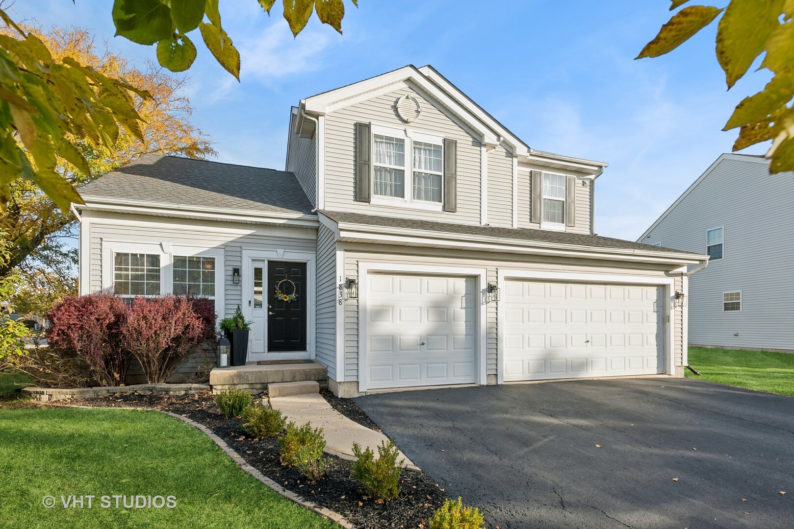 Property Photo:  1838 Clarendon Lane  IL 60504 