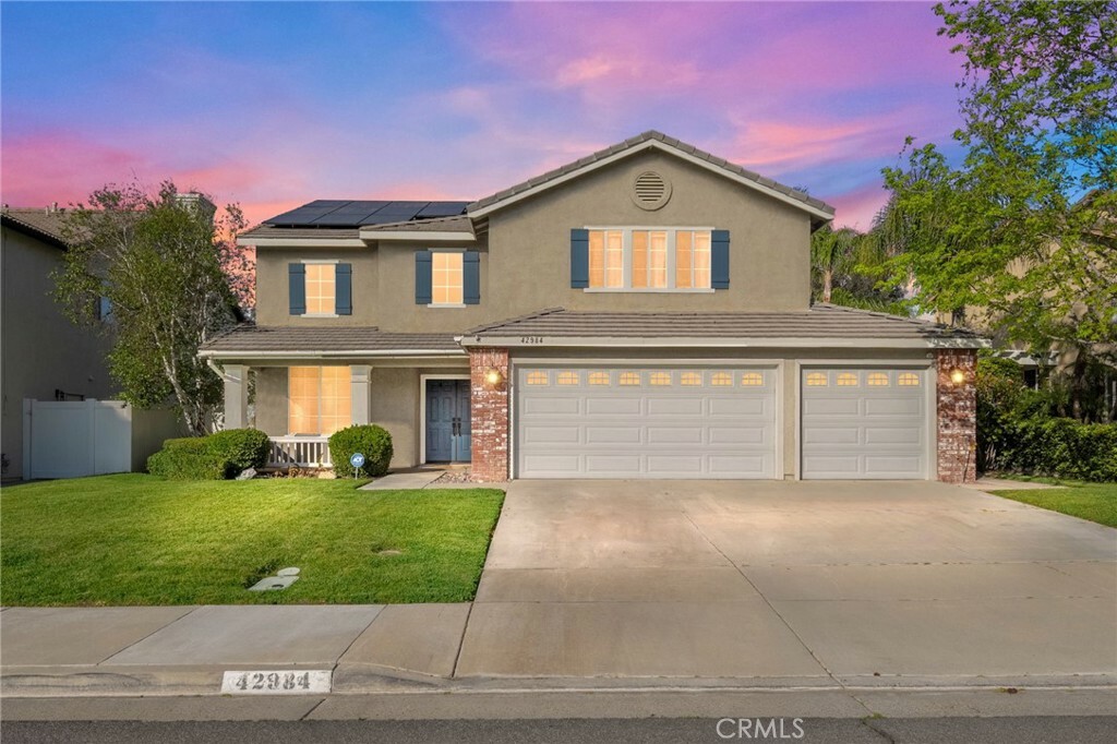 Property Photo:  42984 Calle Reva  CA 92592 