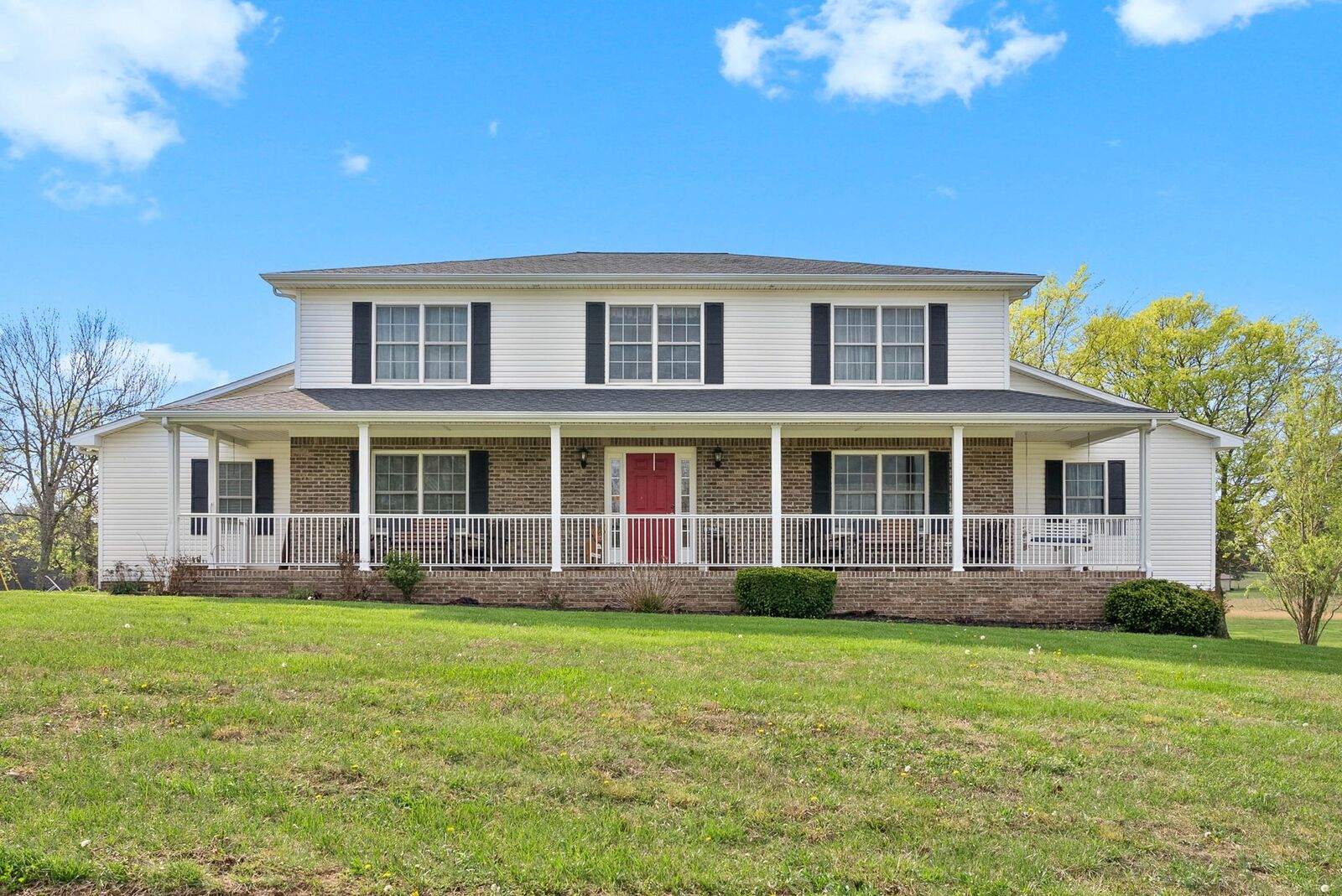 Property Photo:  221 Beeker Rd  KY 42266 