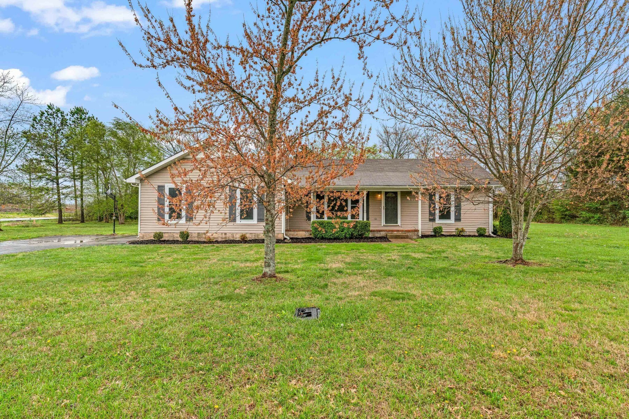 Property Photo:  3905 Ashley Dr  TN 37128 