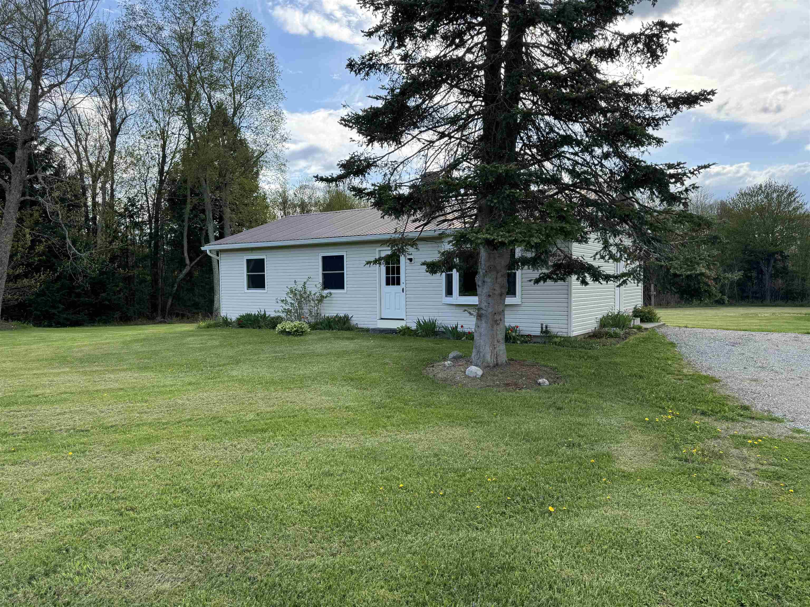 Property Photo: 3382 Randolph Road VT 05661