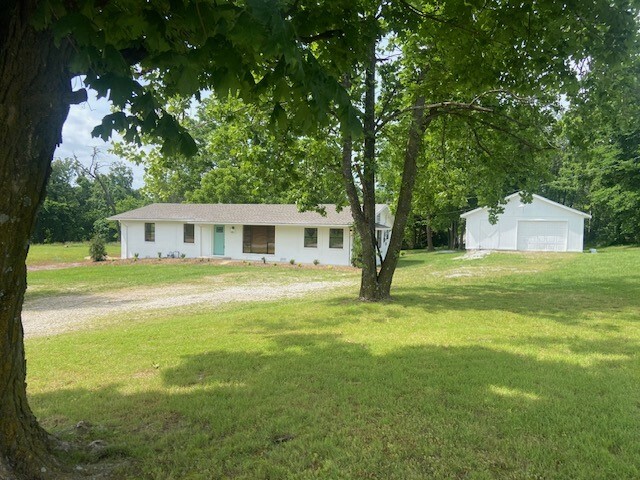 Property Photo: 2901 W Perry Road AR 72758