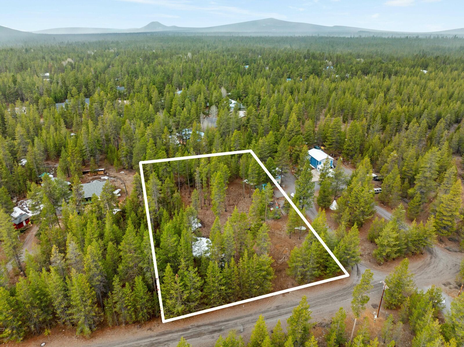 Property Photo: 53623 Woodchuck Drive OR 97739