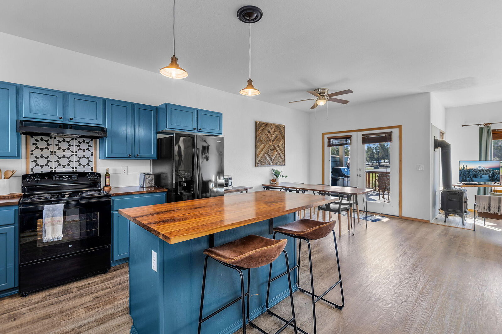 Property Photo:  1149 Golden Pheasant Drive  OR 97756 