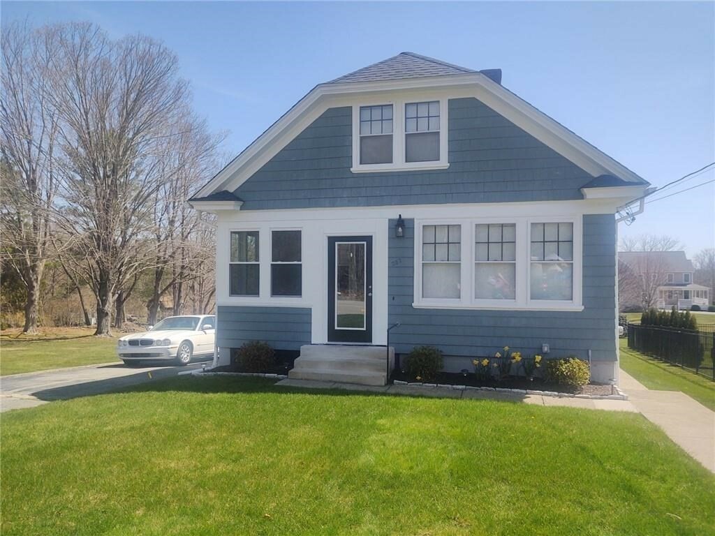 Property Photo: 202 Lincoln St MA 02771