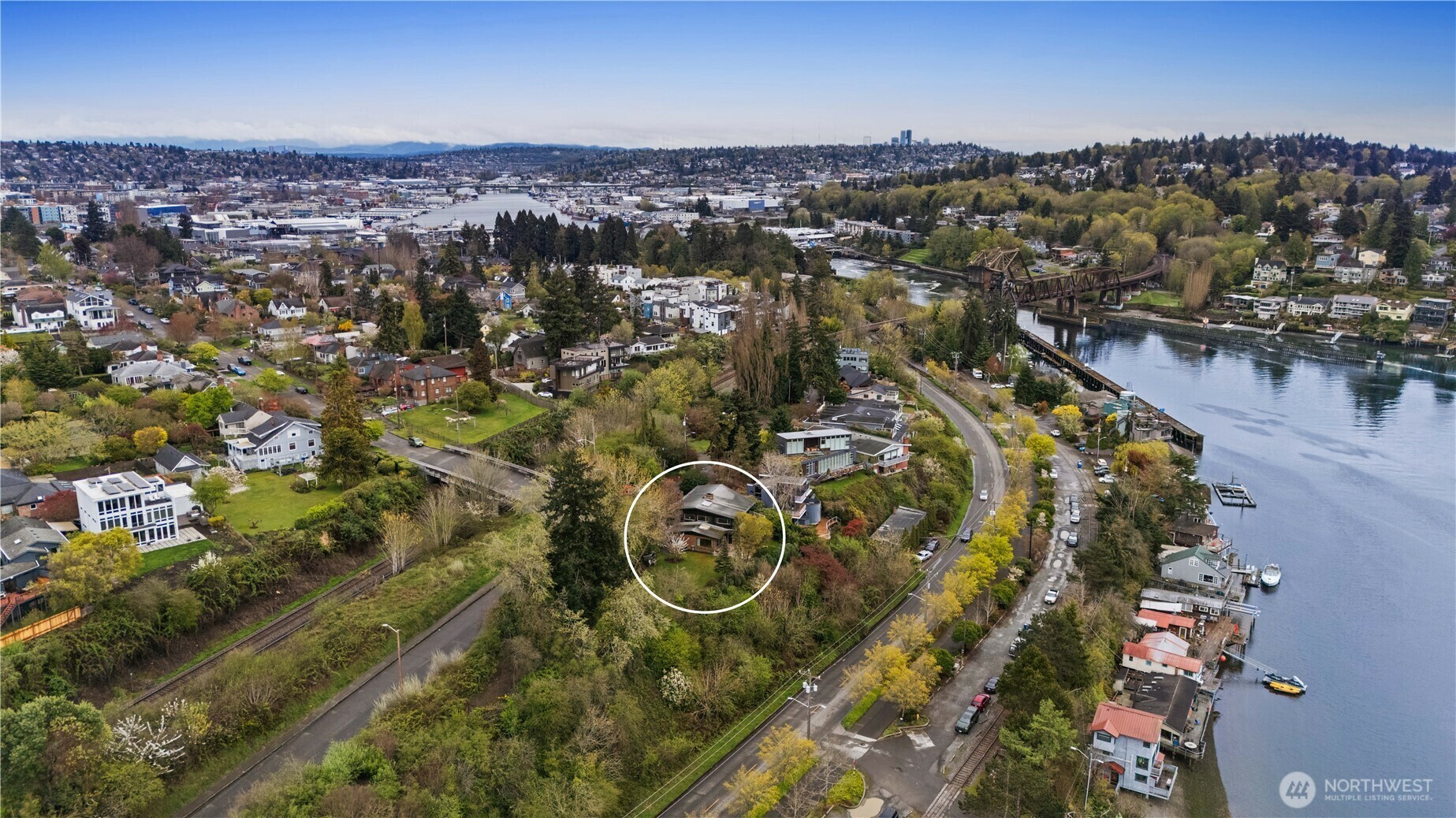 Property Photo: 5622 Seaview Avenue NW WA 98107