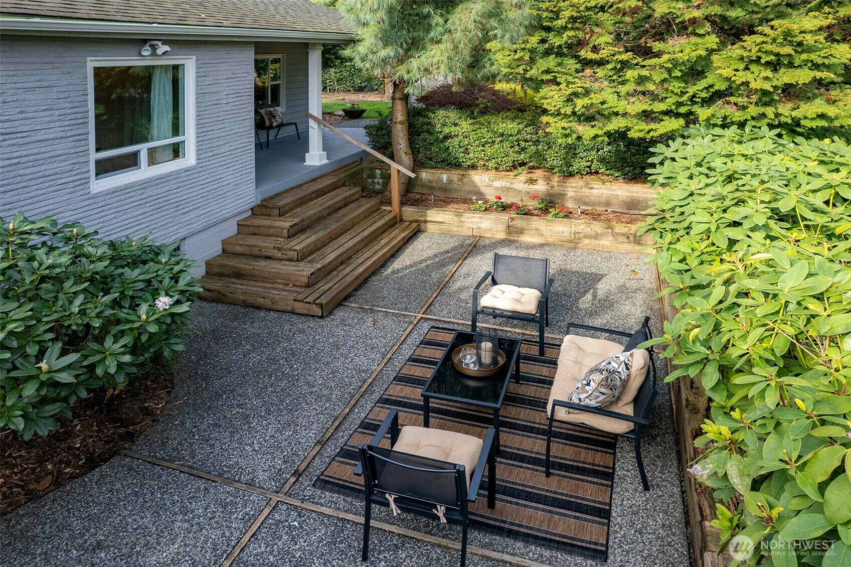 Property Photo: 13554 23rd Place NE WA 98125