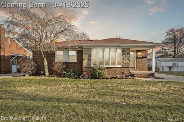 Property Photo: 14828 Englewood Avenue MI 48101