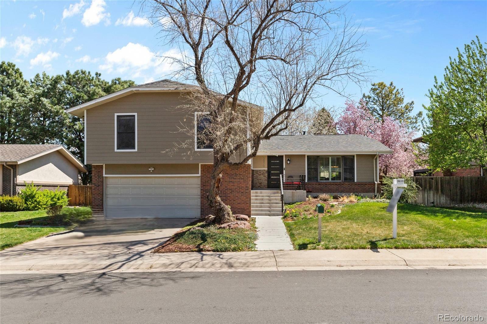 Property Photo: 3970 S Syracuse Way CO 80237