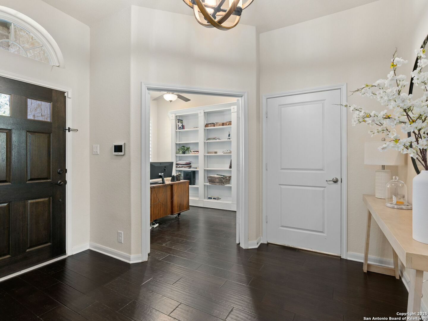 Property Photo: 919 Hi Path TX 78130