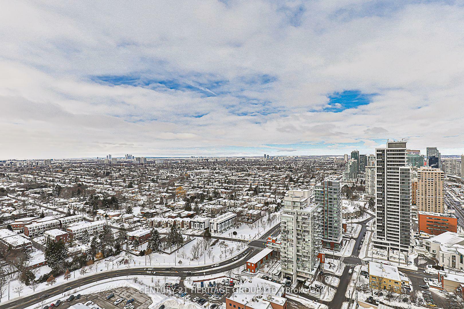 Photo de la propriété: 15 Ellerslie Avenue 3008 ON M2N 0L7