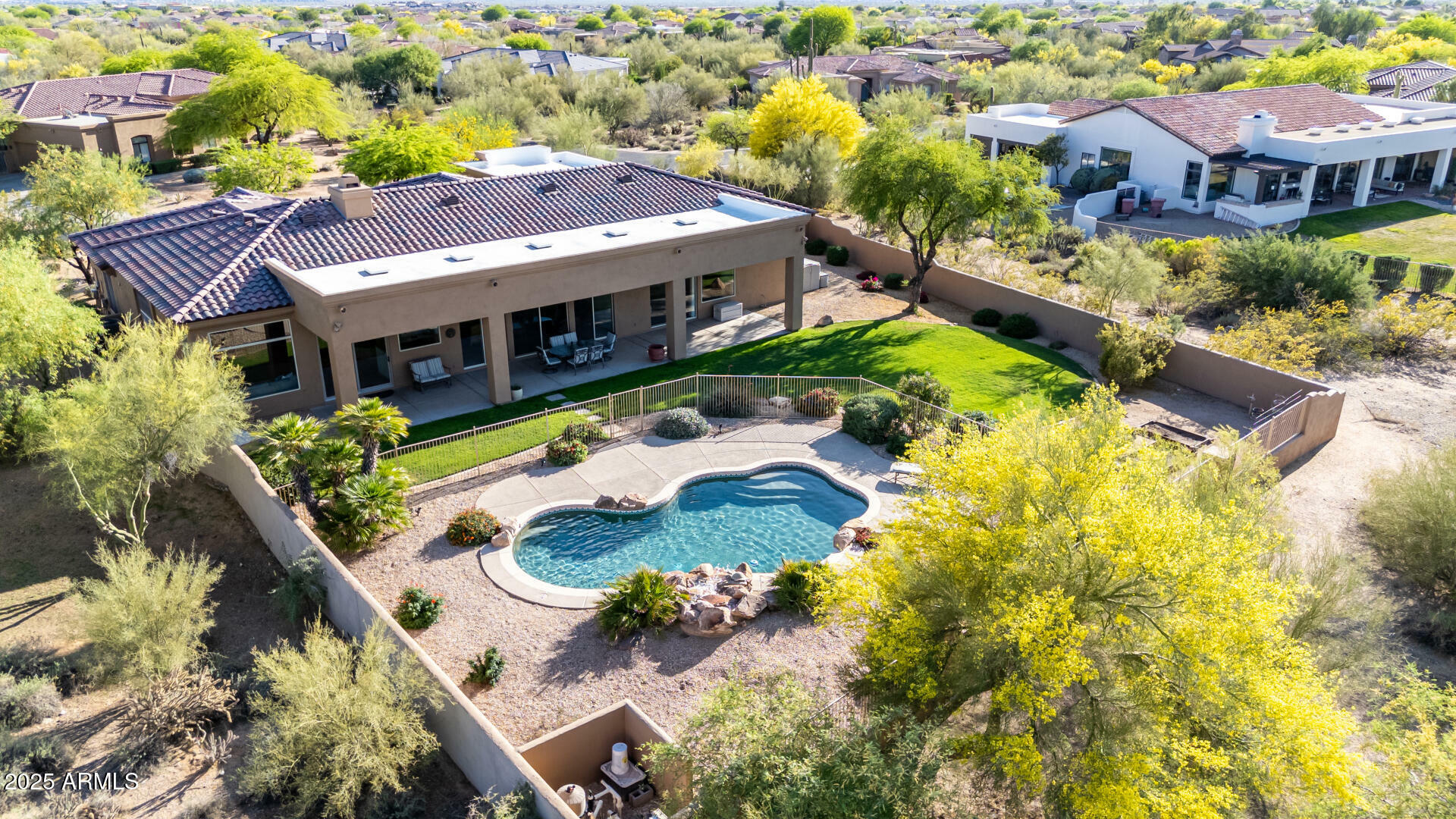 Property Photo: 7848 E Parkview Lane AZ 85255