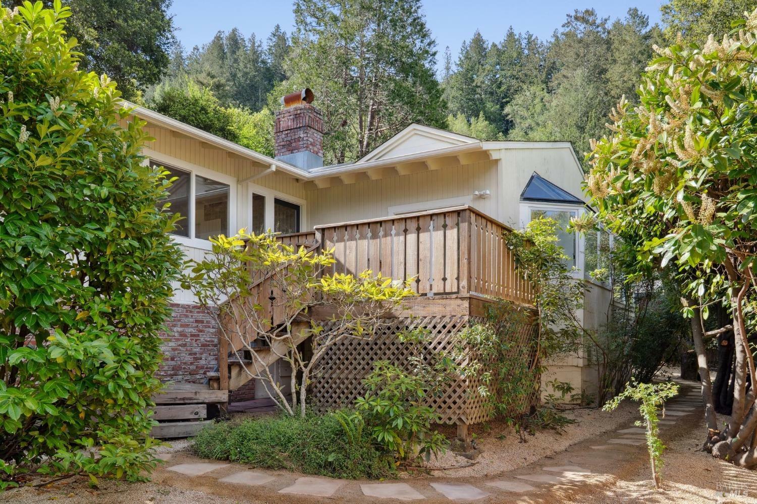31 Buckeye Circle  Woodacre CA 94973 photo