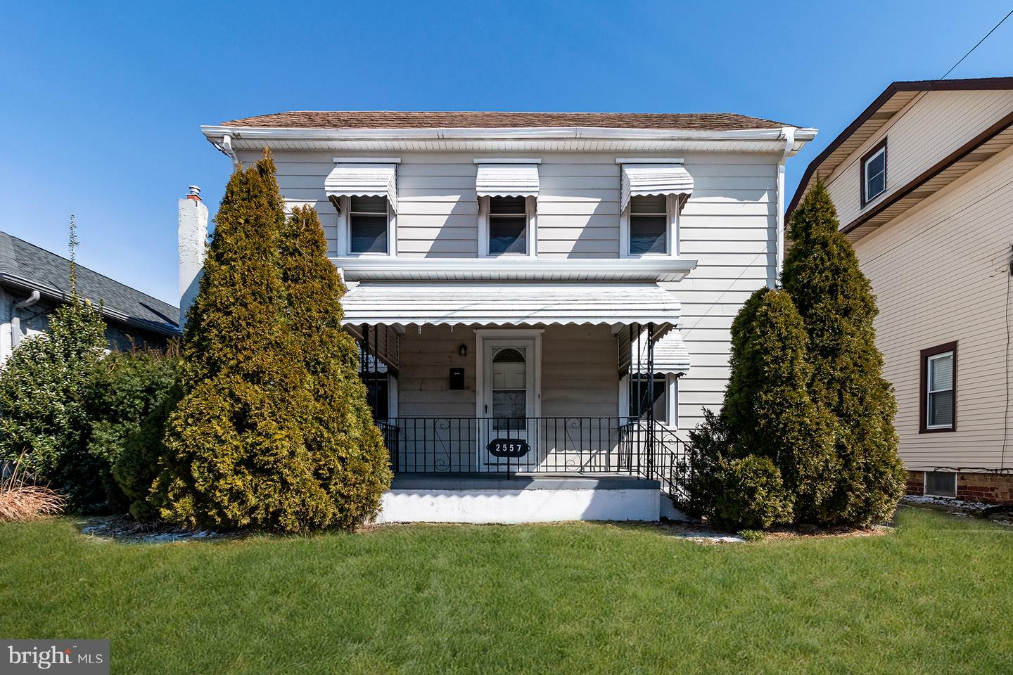 2557 Whitehorse Mercerville  Hamilton Township NJ 08619 photo