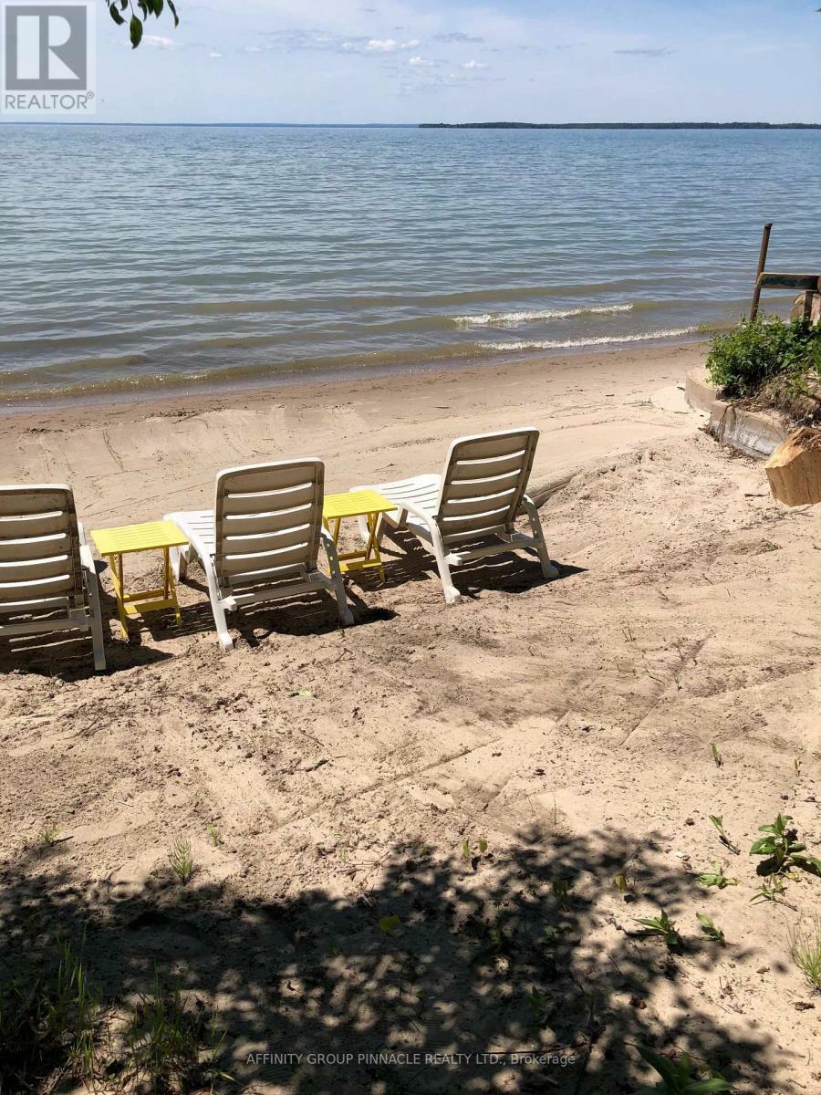 Property Photo: 27250 Cedarhurst Beach Road ON L0K 1A0