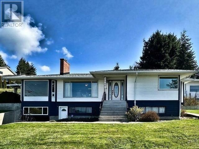 Property Photo:  3446 Marine Ave  BC V8A 2H2 