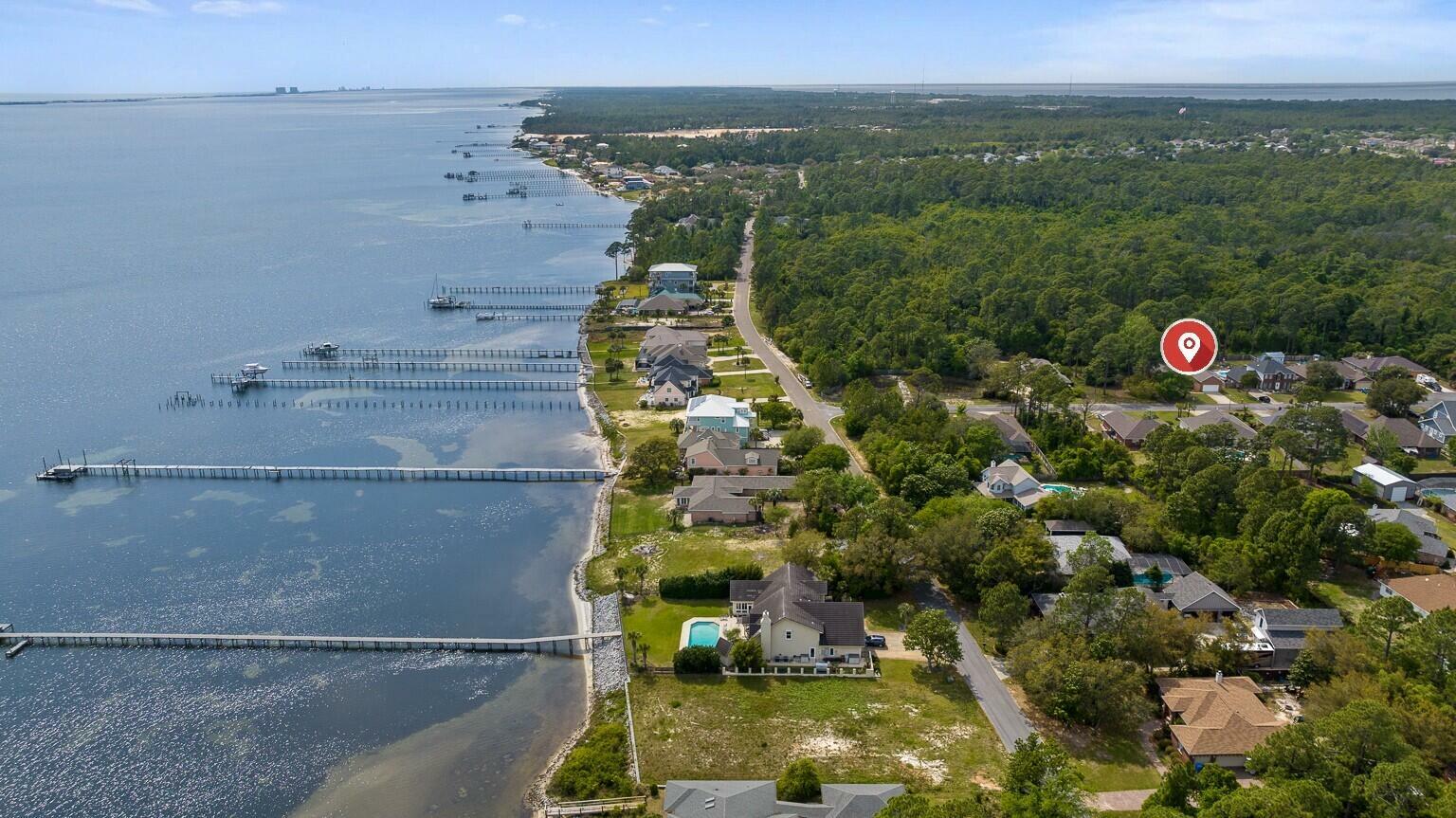 Property Photo: 1733 Davids Drive FL 32566
