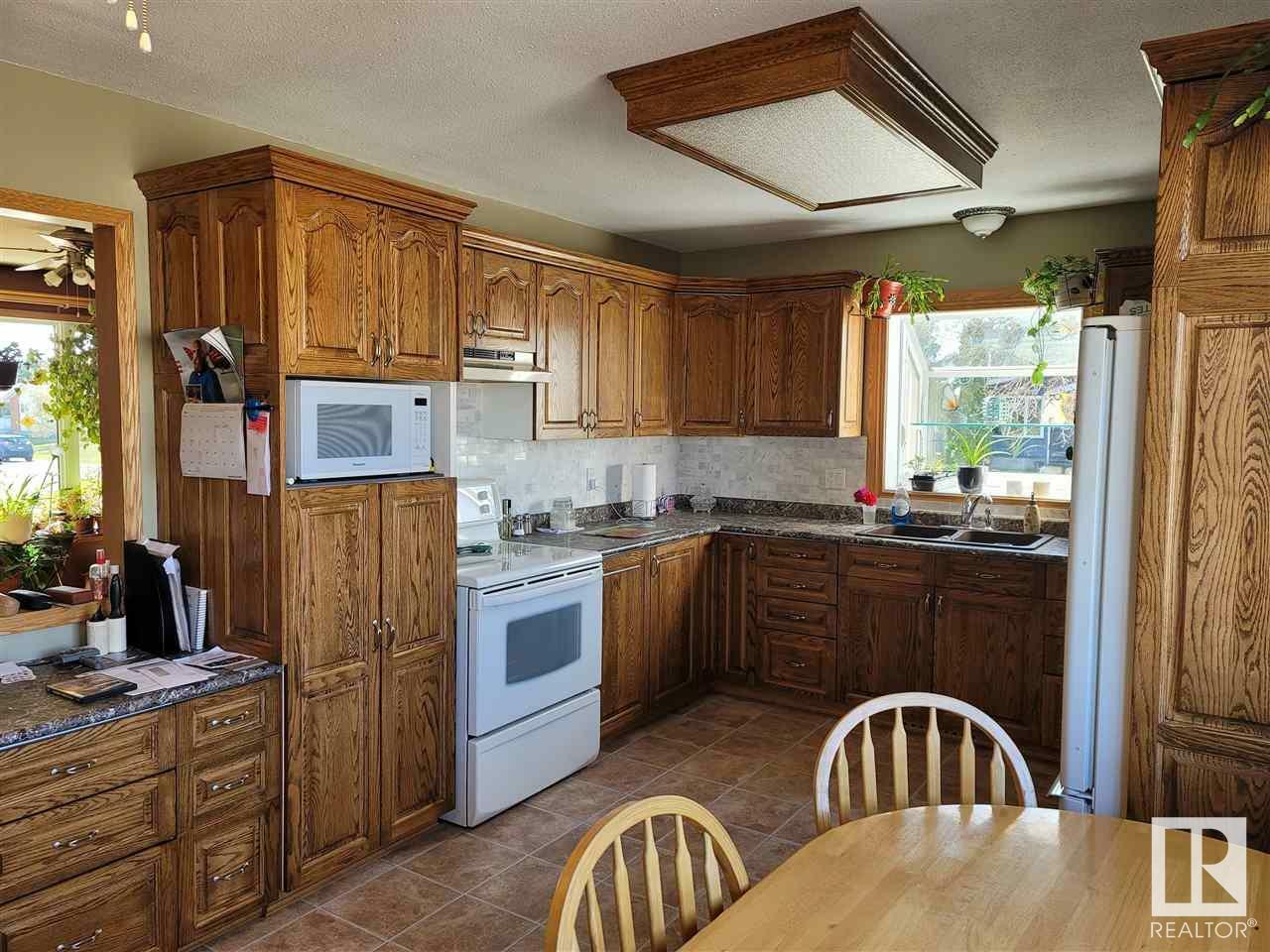 Property Photo: 4702 45 Street AB T9N 1H2