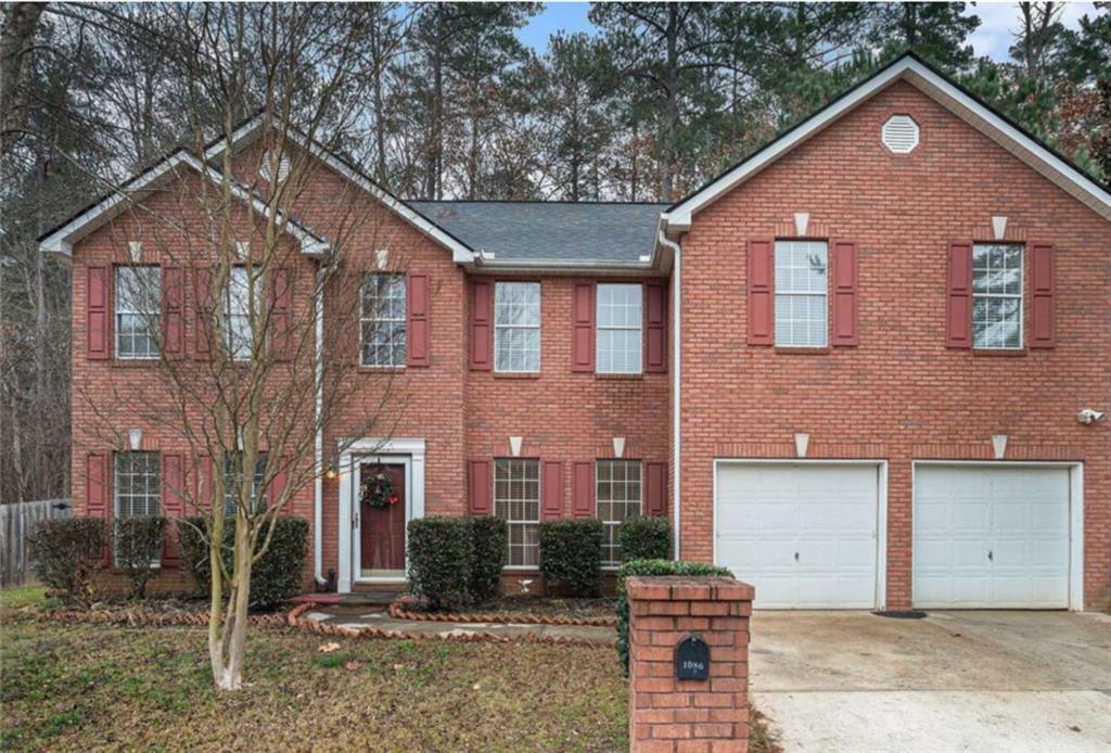 Property Photo: 1086 Deshon Trail GA 30058