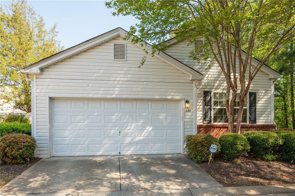 548 W Oaks Drive  Woodstock GA 30188 photo