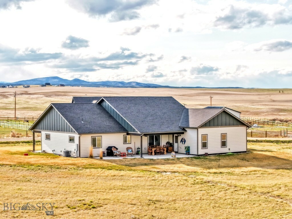 Property Photo: 137 Horizon Loop MT 59752