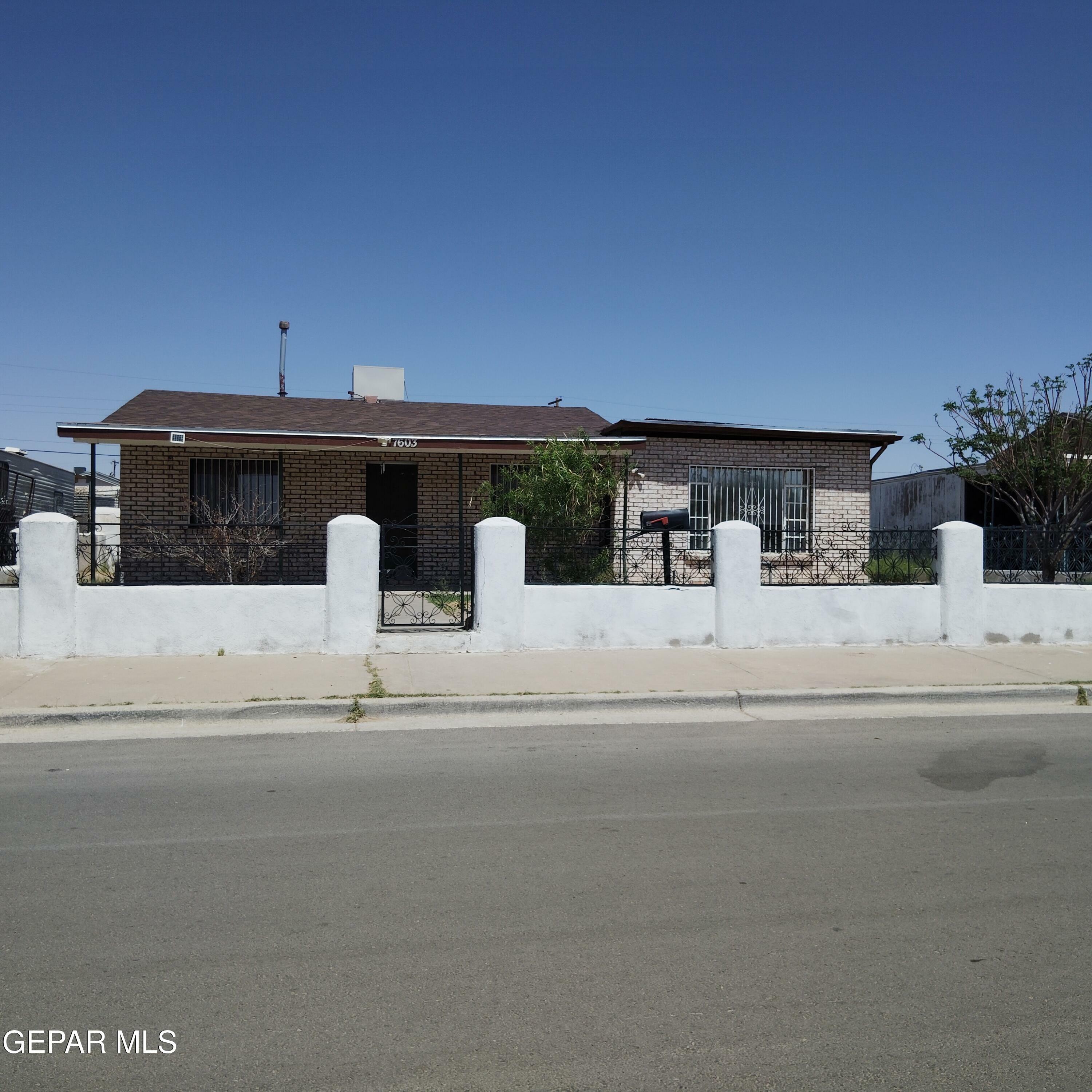 7603 Adobe Drive  El Paso TX 79915 photo