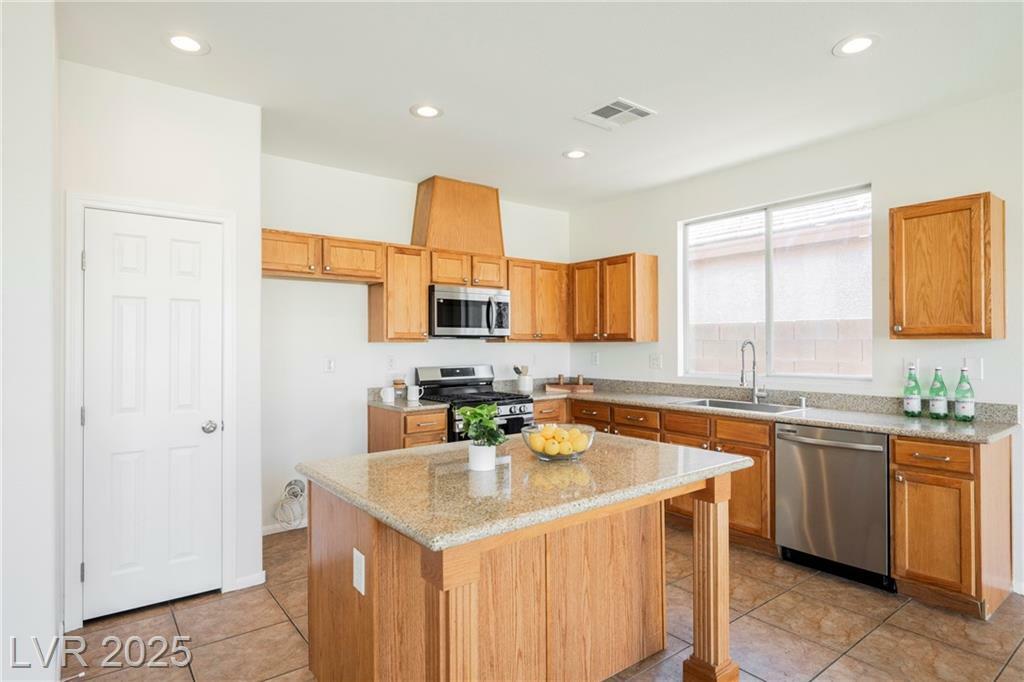 Property Photo: 909 Trinity Pond Circle NV 89002