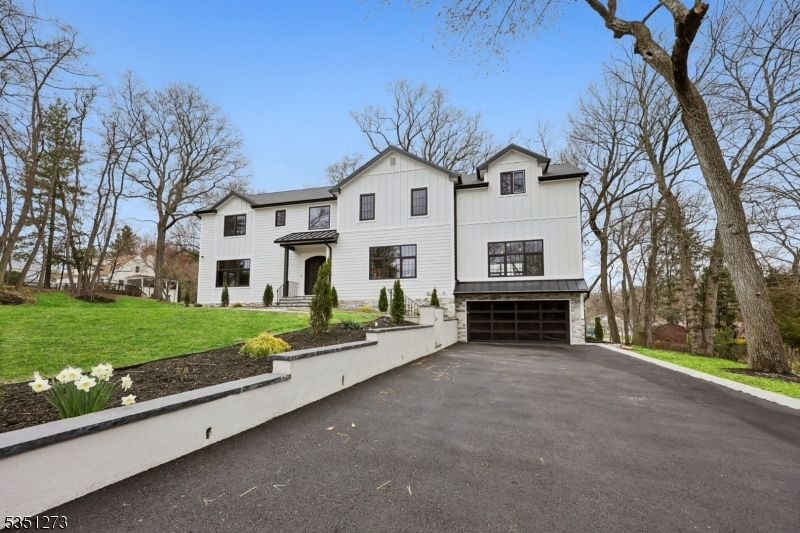 32 Hurley Ave  Wyckoff Twp. NJ 07481 photo