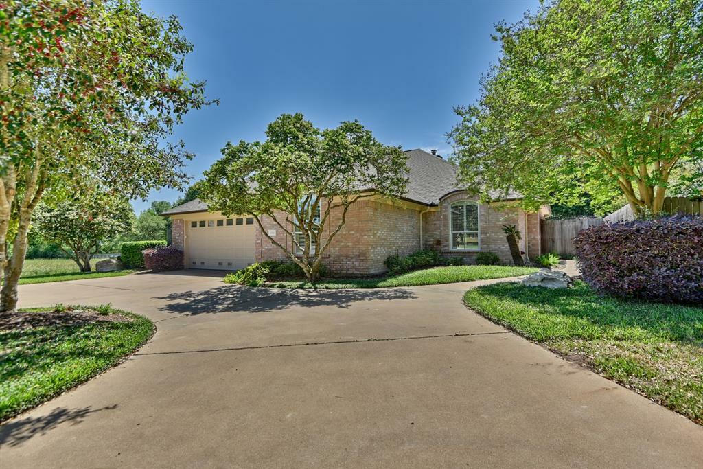 Property Photo: 2206 Creekwood Lane TX 77833