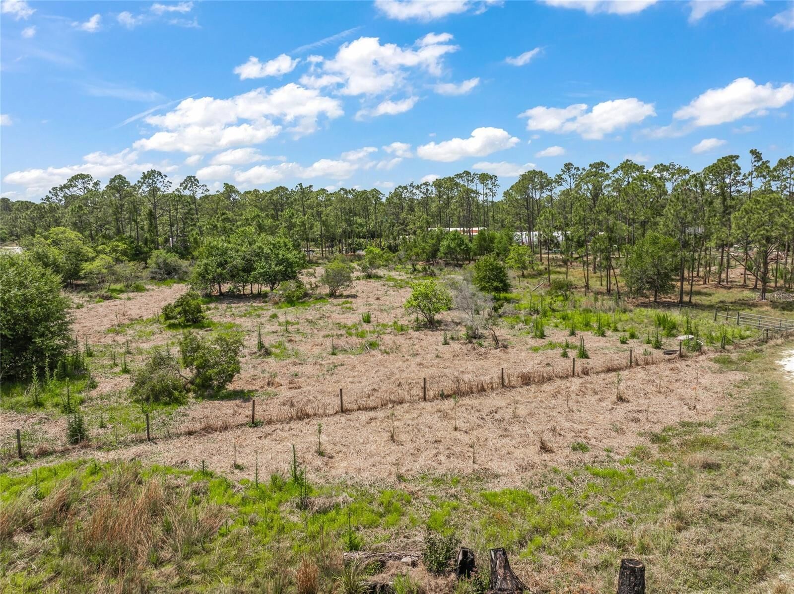 Property Photo:  6068 Ruff Street  FL 34291 