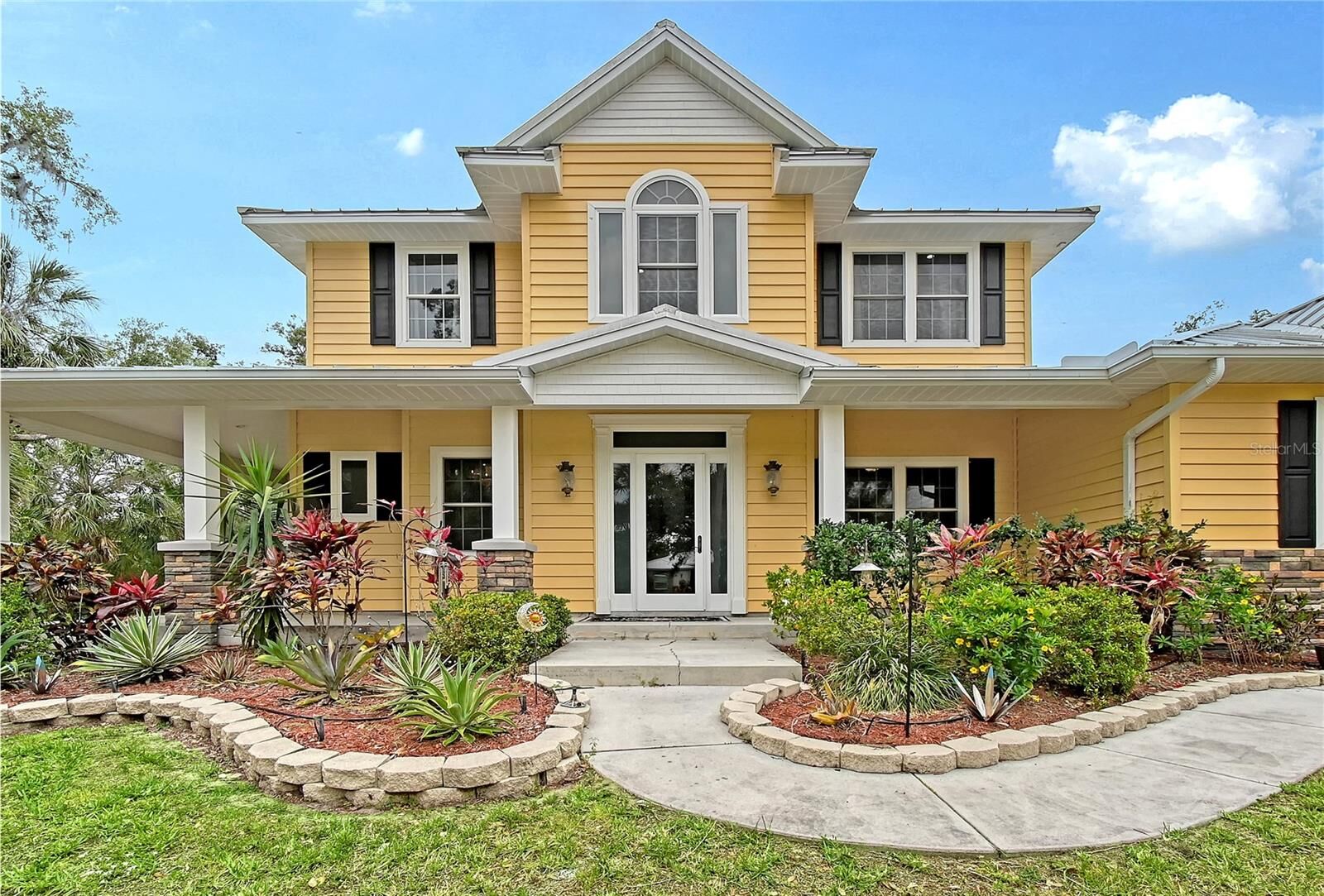 Property Photo: 1788 Palm View Road FL 34240