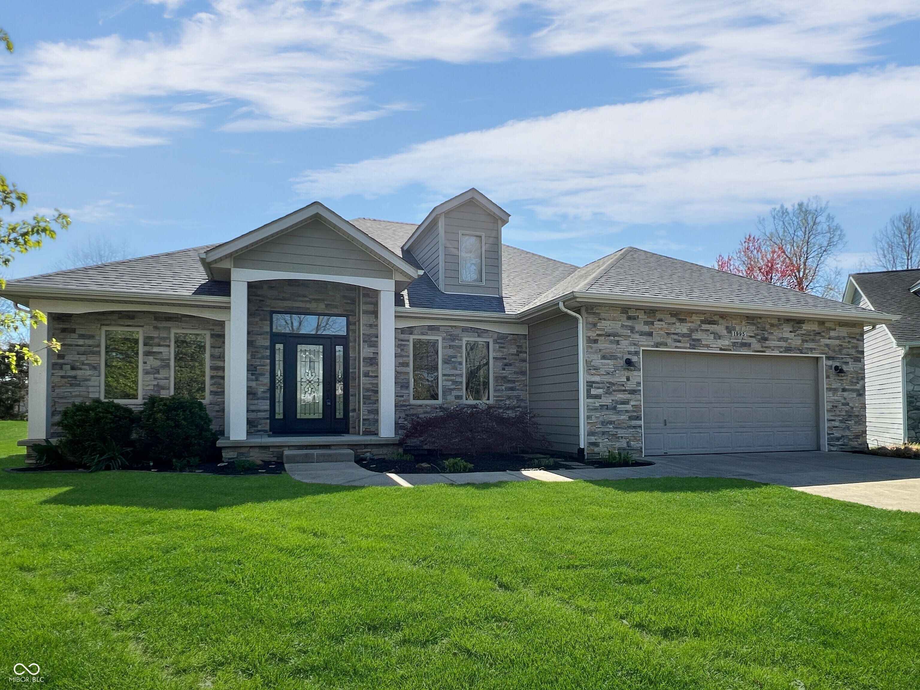 1995 Brookfield Court  Columbus IN 47201 photo