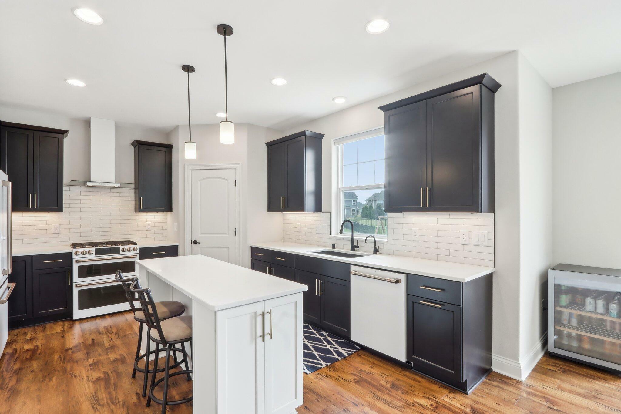Property Photo: 1520 Fay Ln WI 53066