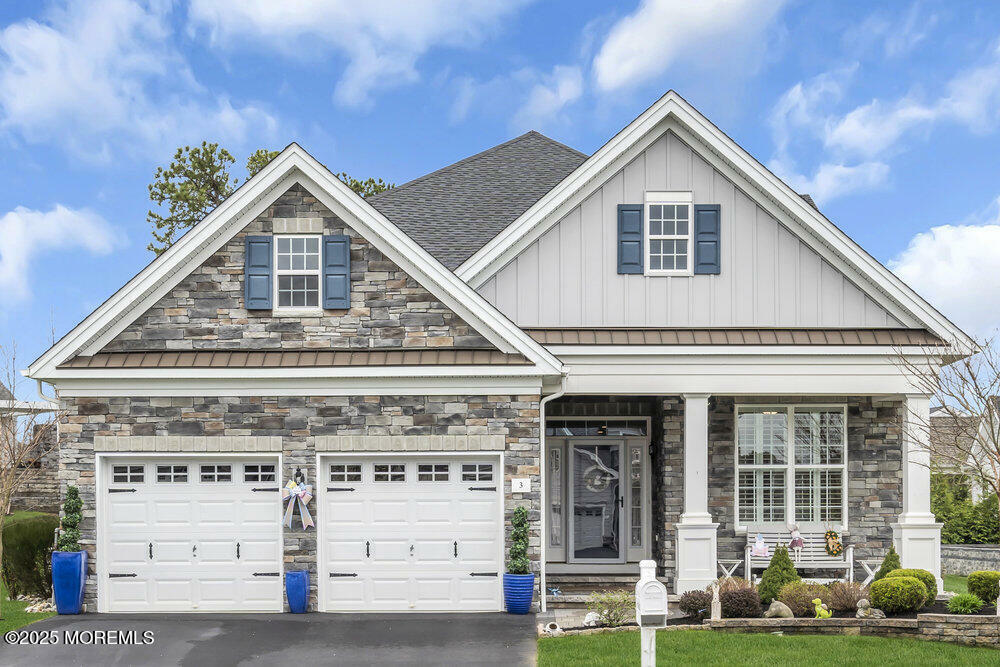 Property Photo: 3 Farnham Court NJ 08731