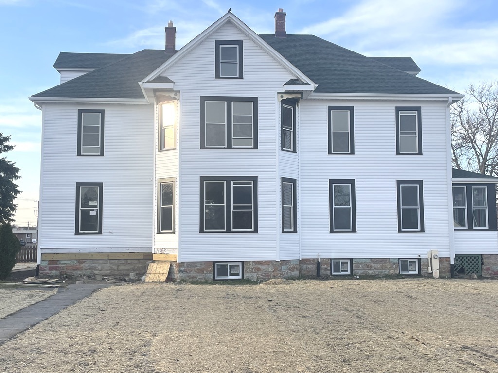 Property Photo: 18445 Kedzie Avenue IL 60430