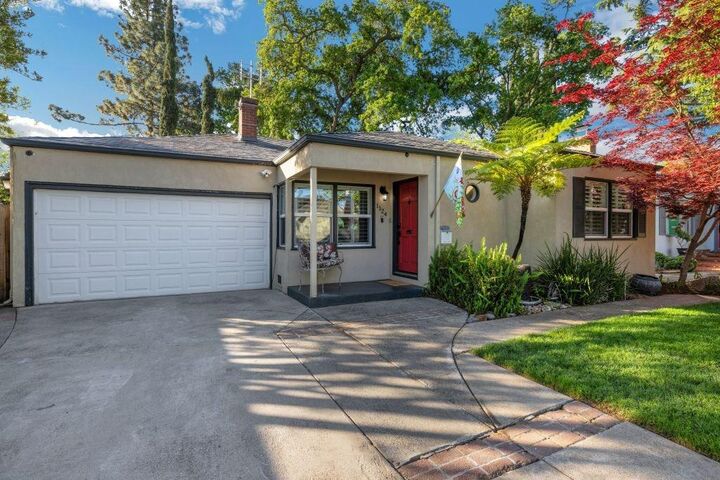 1124 Lochbrae Road  Sacramento CA 95815 photo