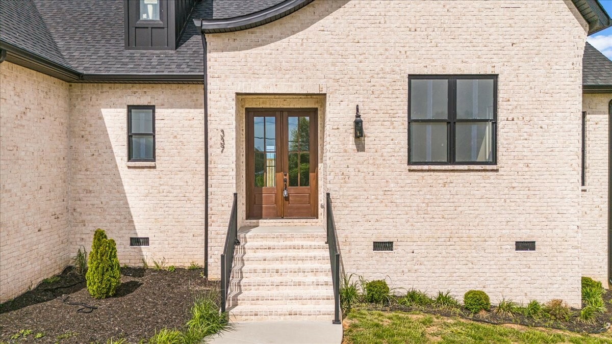 Property Photo: 337 Harvest Farm Lake Rd TN 37110