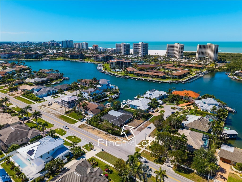 Property Photo: 467 Kendall Drive FL 34145