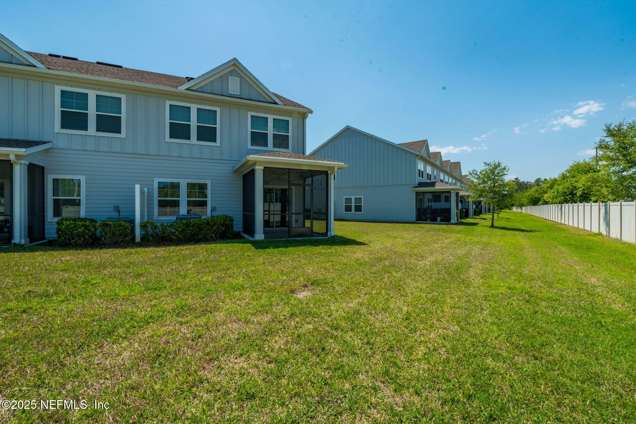 Property Photo: 12776 Josslyn Lane FL 32246