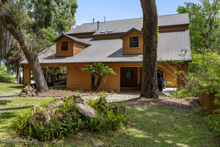Property Photo: 4343 Seminole Street FL 32091