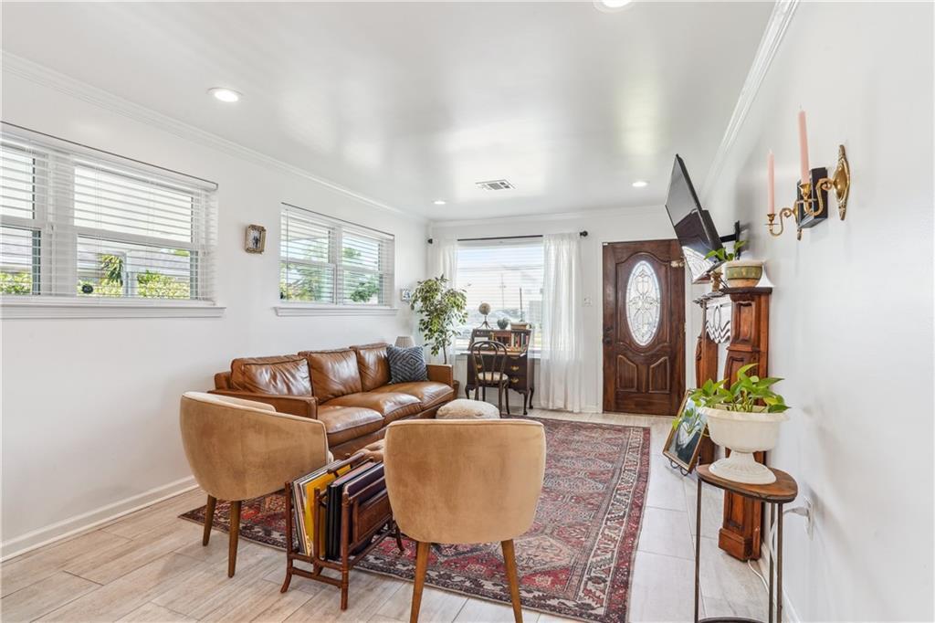 Property Photo: 3736 Pontiac Street LA 70002