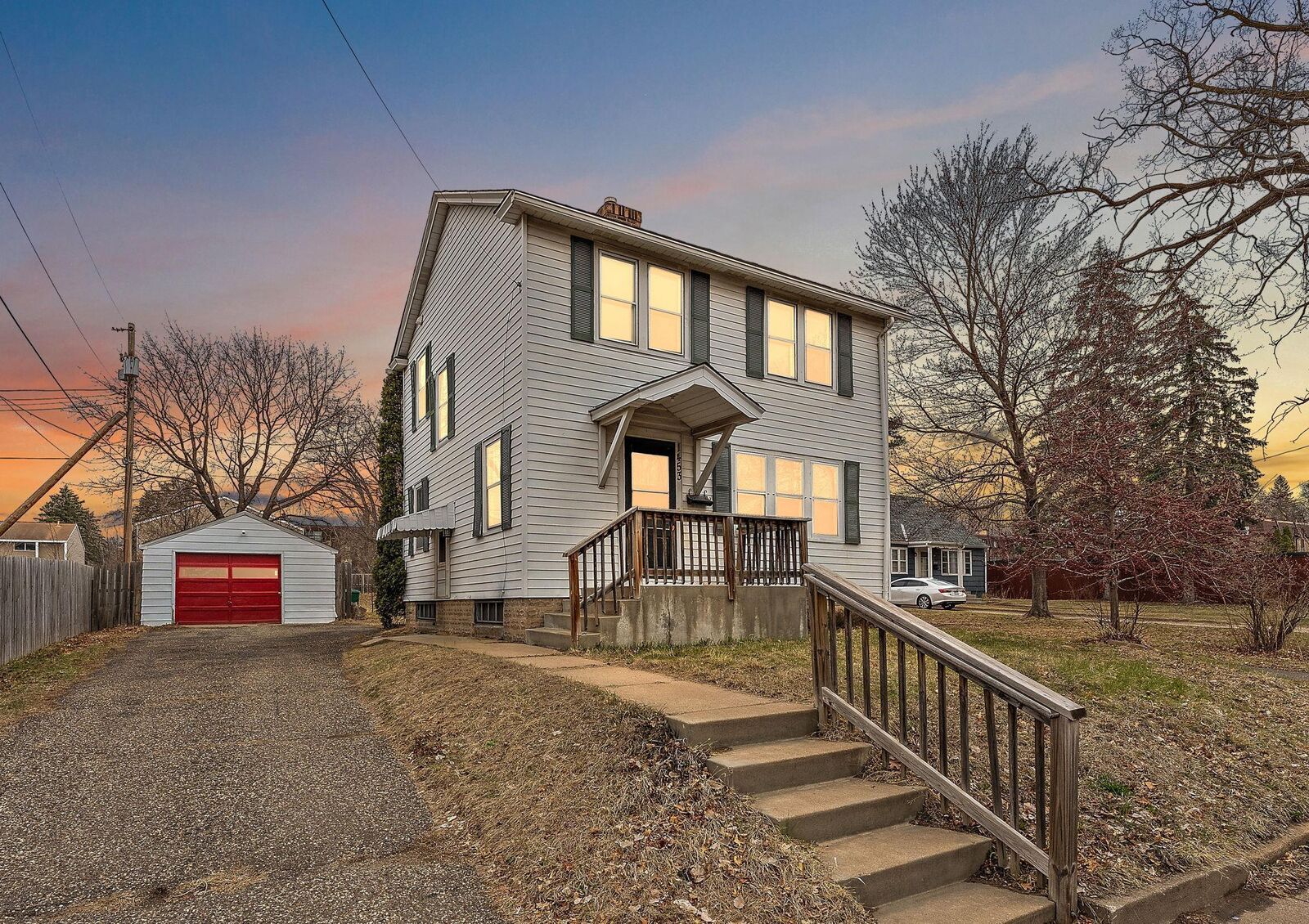 Property Photo:  1453 7th Street E  MN 55106 