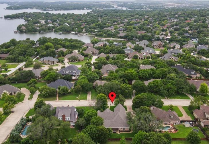 Property Photo: 3925 Westway Terrace TX 76179