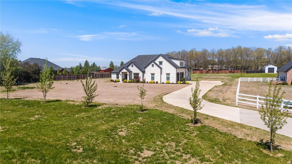 Property Photo: 5919 Sant Antonio AR 72762