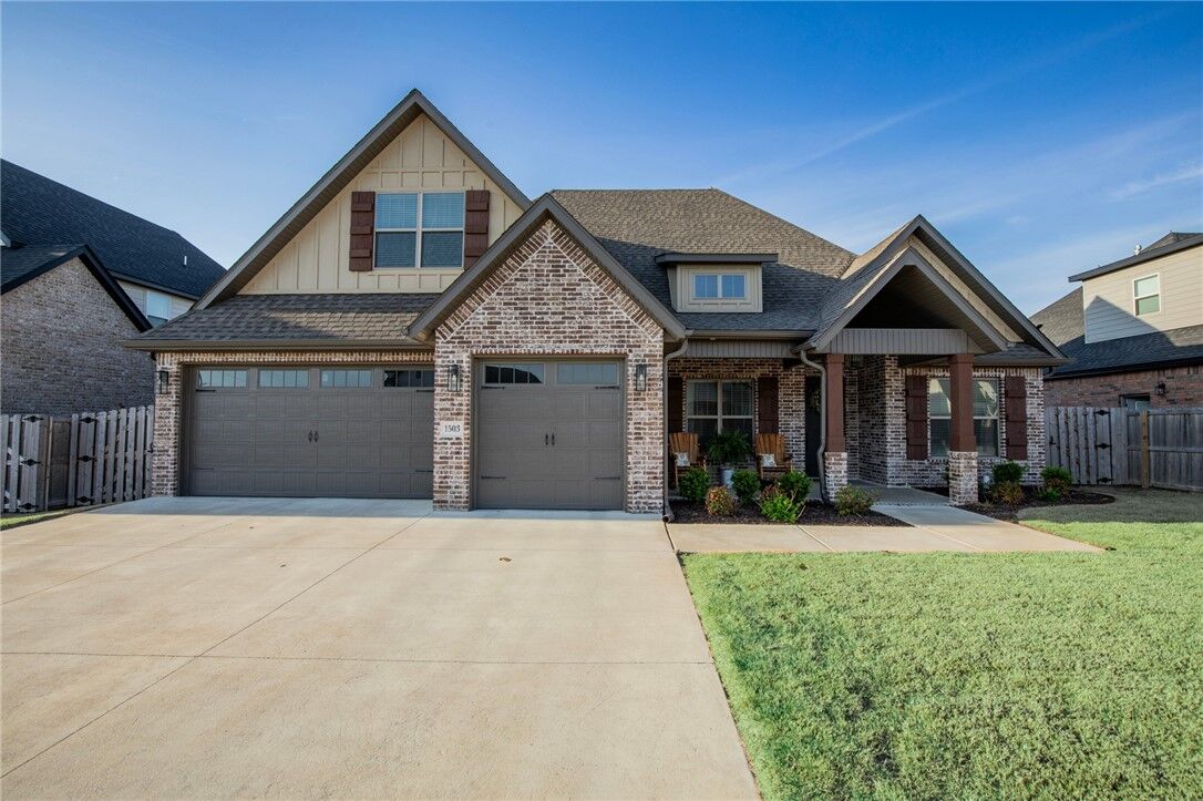 Property Photo: 1503 Ridgeline Avenue AR 72745