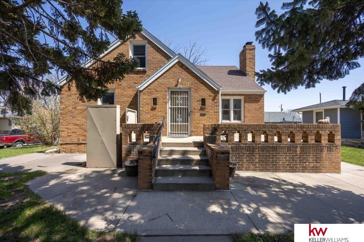 Property Photo:  4451 S 39 Street  NE 68107 